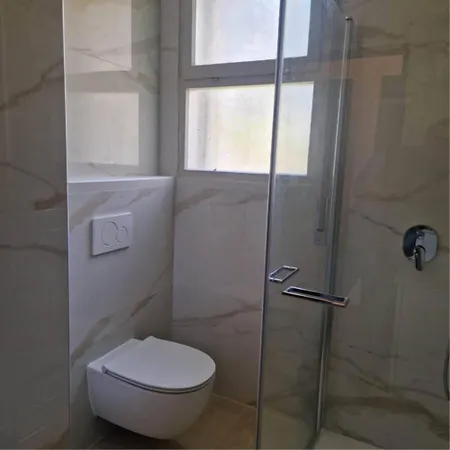 Apartment Semi-detached With Large Private Garden